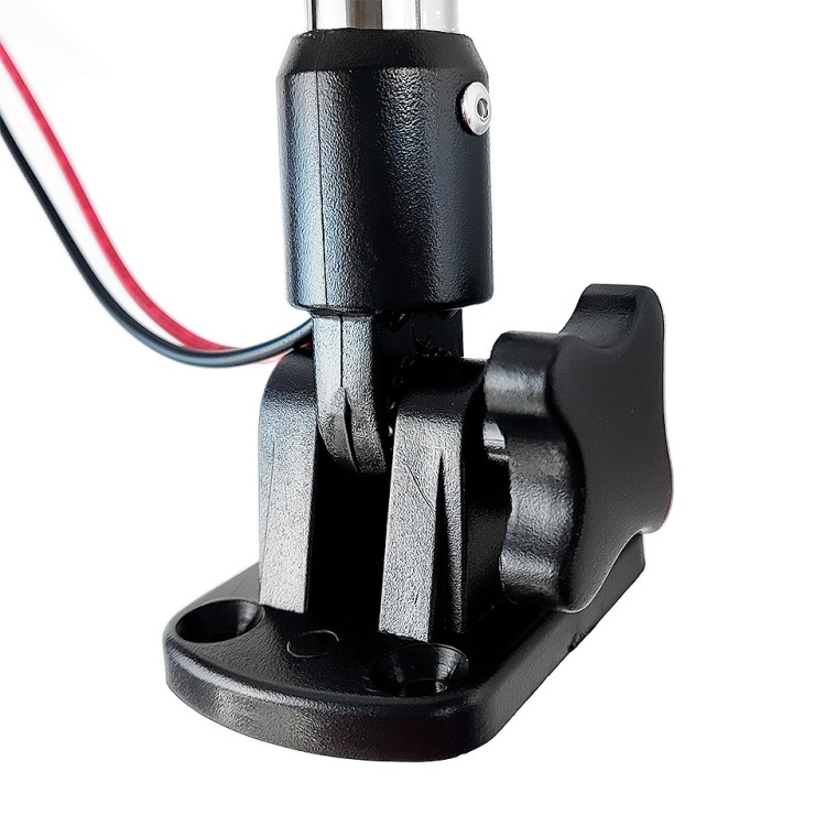 Огонь тройной светодиодный (зеленый, красный, белый) на стойке 241 мм, 12/24 В, 2,5 Вт, арт. 10269223,          Китай 