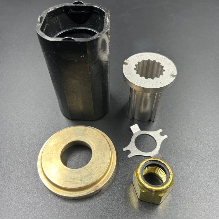 Гребной винт Mercury VENGEANCE (13-1/2х23R) Стальной, арт. 16320A46,          MERCURY 