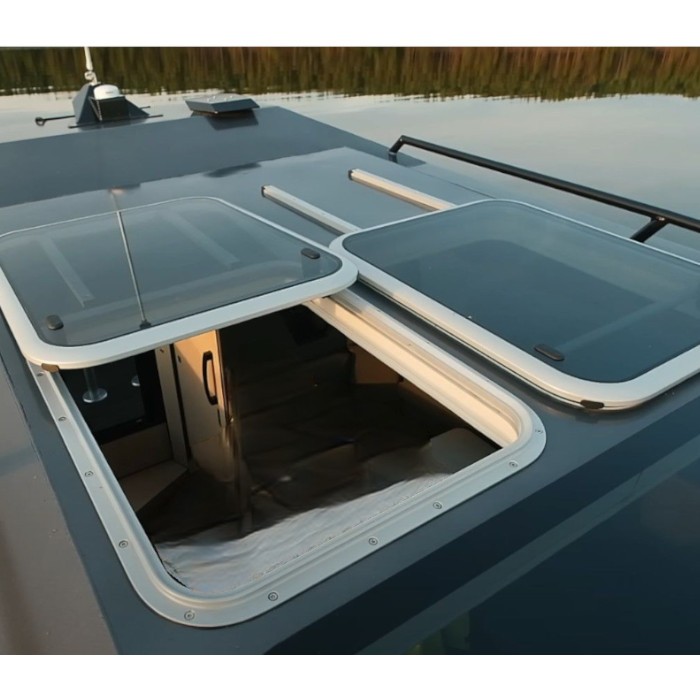 Люк палубный сдвижной Альбатрос 720х720, арт. 10268758,          Россия 