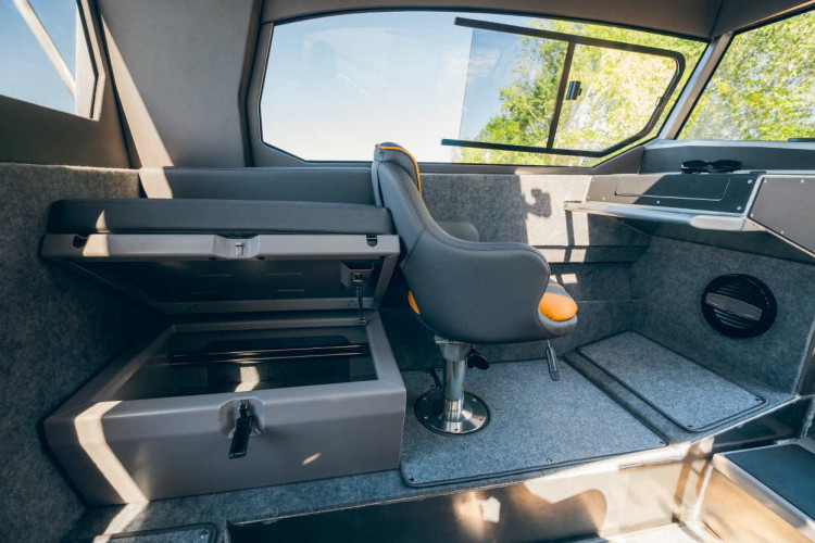 Форточка накладная со сдвижным стеклом, правая 607x334, арт. 030909T,          Техномарин 