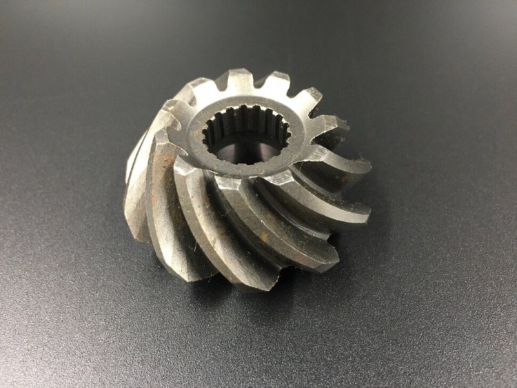 Шестерня вертикального вала (Пиньон) Suzuki DT40 (57311-94402) (Omax 2), арт. 57311-94402_OM,          РРЦ РАЗНОЕ 