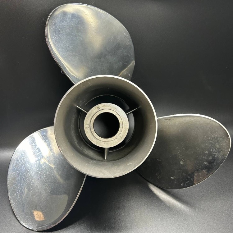 Гребной винт Mercury VENGEANCE (14х19R) Стальной, арт. 16316A46,          MERCURY 