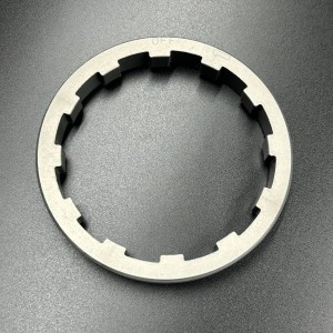 Гайка корпуса редуктора Mercury/Mercruiser (Quicksilver) OEM: 79448; 8M2011027; 8M2000347; 8M0168577