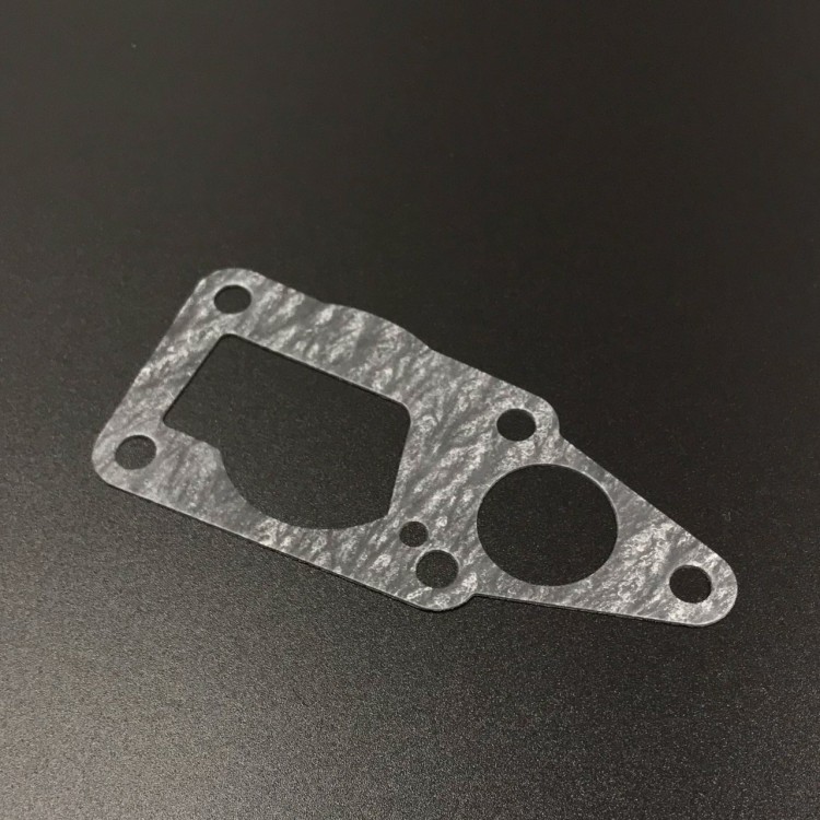 Прокладка под пластину помпы охлаждения Suzuki DF4-6, DF4-6(A) (Suzuki), арт. 17472-91J00,          Suzuki 