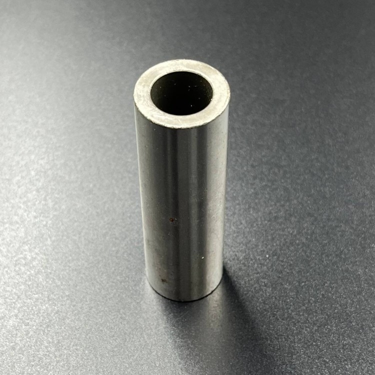 Палец поршневой Yamaha 40, 75-90 (Yamaha), арт. 676-11633-00,          YAMAHA 