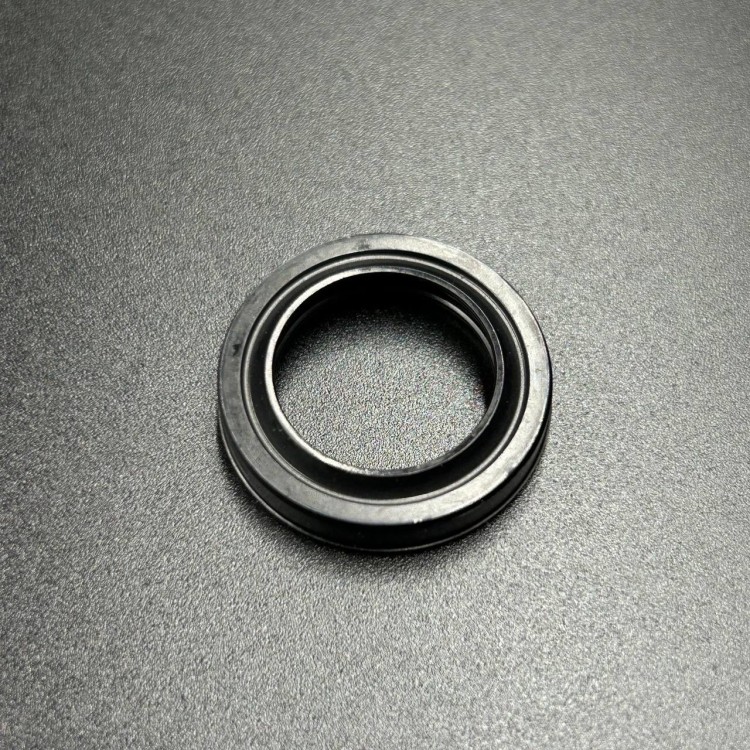 Уплотнение на гидроподъемник Yamaha 50-90, F75-100 (Yamaha), арт. 6H1-43812-00,          YAMAHA 