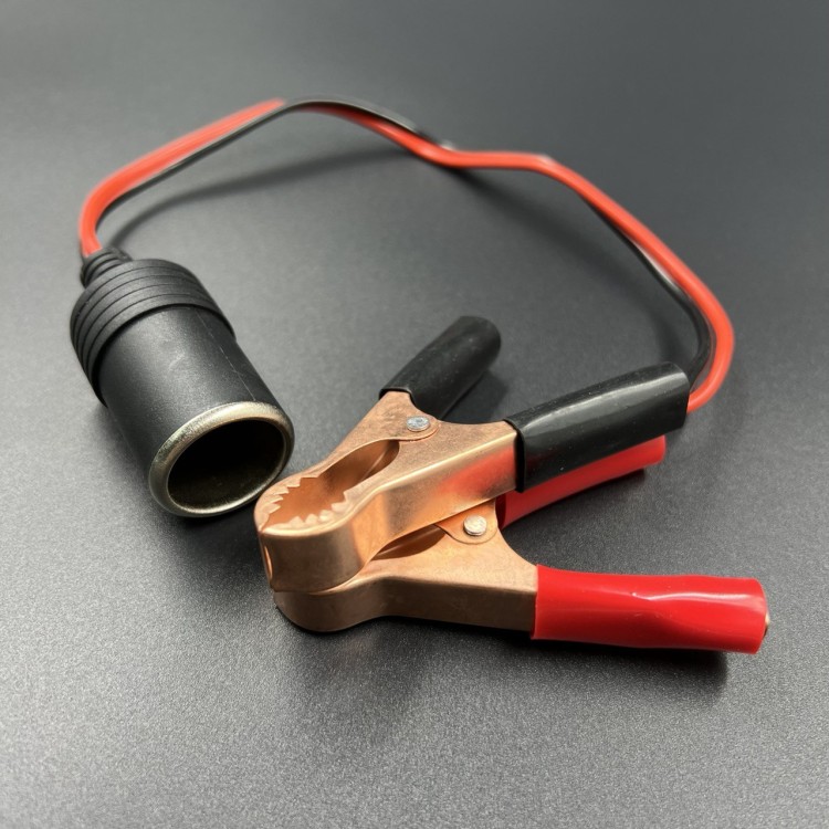 Разъем прикуривателя выход на клеммы АКБ (2), арт. XZT000900,          РРЦ РАЗНОЕ 