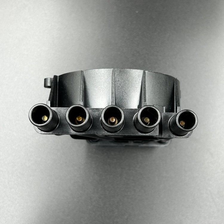 Крышка трамблера Mercruiser 5.0/6.2L (8M0215003) (Quicksilver), арт. 8M6001106,          MERCURY 