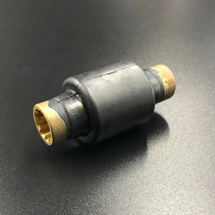 Втулка гребного винта резиновая Suzuki DT20-DT30, DF25-DF30, DF25A-DF30A (Omax), арт. 58120-96401-TW,          OMAX 