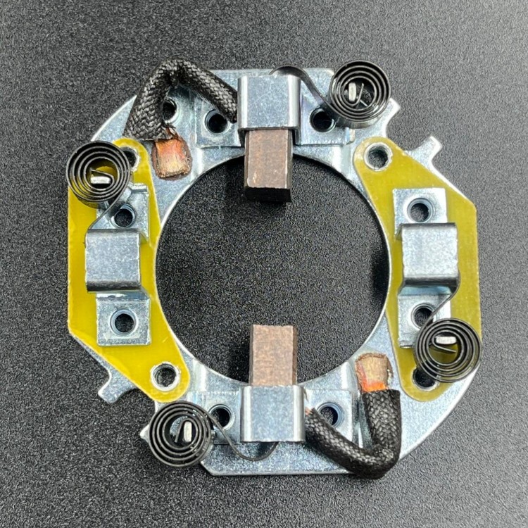 Щеточный узел YAMAHA 55-90, Mercury 50 (PREMARINE), арт. 663-81840-11-K,          PREMARINE 