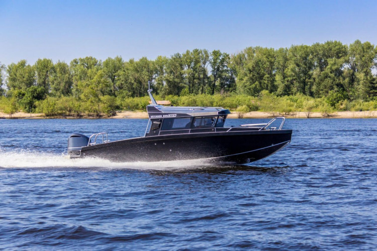 Катер VOYAGER 800LE Cabin, арт. V800LE,          VBOATS 