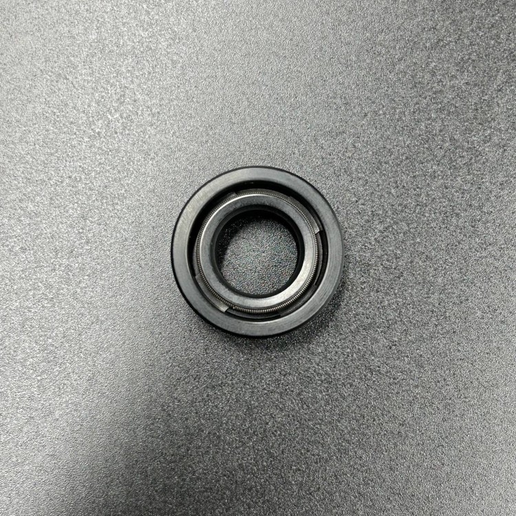 Сальник Tohatsu/Mercury (332-60223-0; 26-803752; 803752) (14x26x9.5) (Osaka), арт. 332-60223-0-TW,          OSAKA 