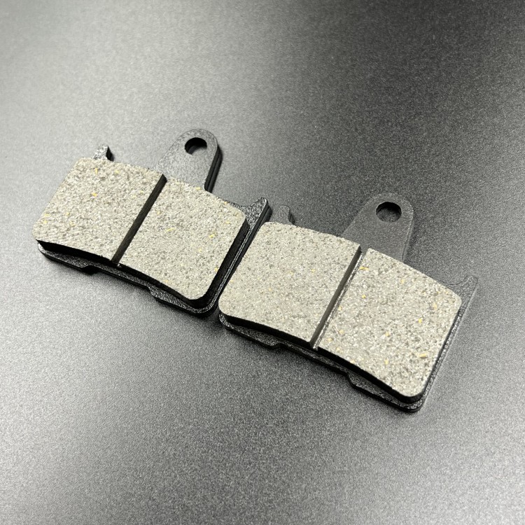 Колодки тормозные (карбон) (комплект) Yamaha Venture 600cc (8DF-W0045-00) (KINETIX), арт. 05-152-49K-TW,          KINETIX 