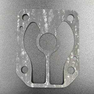 Прокладка под пластину помпы охлаждения Tohatsu 90 (KACAWA)