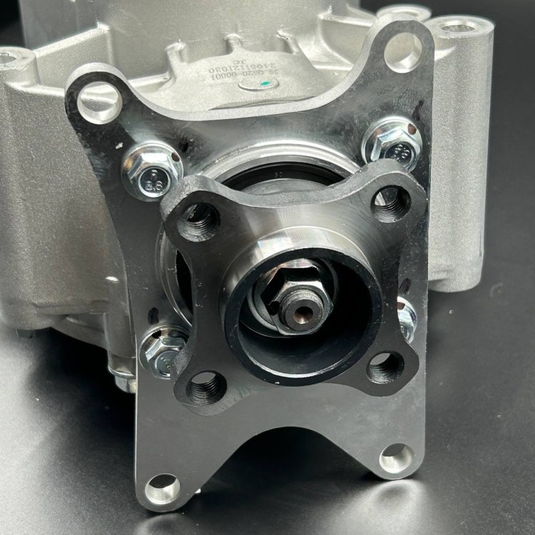 Редуктор задний, в сборе 800EFI-X8 (3 точки опоры) (ZIBO), арт. Q520-330000-K,          ZIBO 