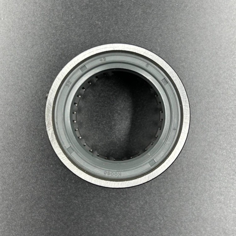 Подшипник роликовый коленвала Yamaha 25-30G (61T) до 2001г (32x48x32) (Omax), арт. 93311-632V4-TW,          OMAX 