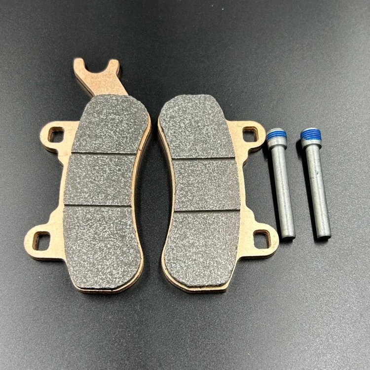 Колодки тормозные (Передние, левые) BRP Maverick X3 (пара) (ZIBO), арт. 715900379-P-K,          ZIBO 