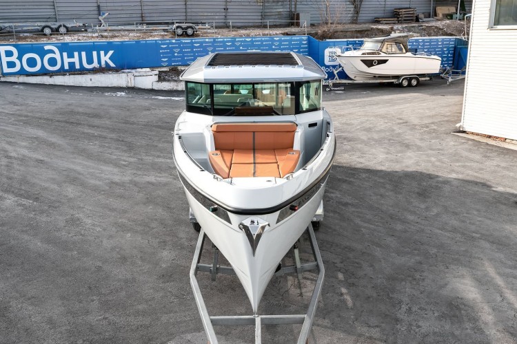 Катер SAXDOR 320 GTC с Suzuki 2хDF300APX, арт. KITS001,          Saxdor 