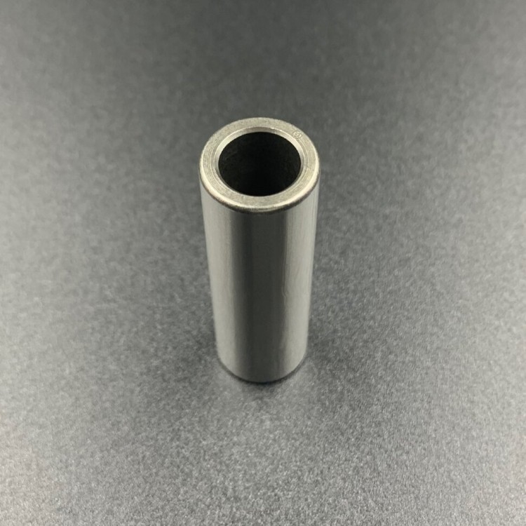 Палец поршневой Suzuki DT20-30, арт. 12151-92502-TW,          OMAX  Палец поршневой Suzuki DT20-30, арт. 12151-92502-TW,          OMAX