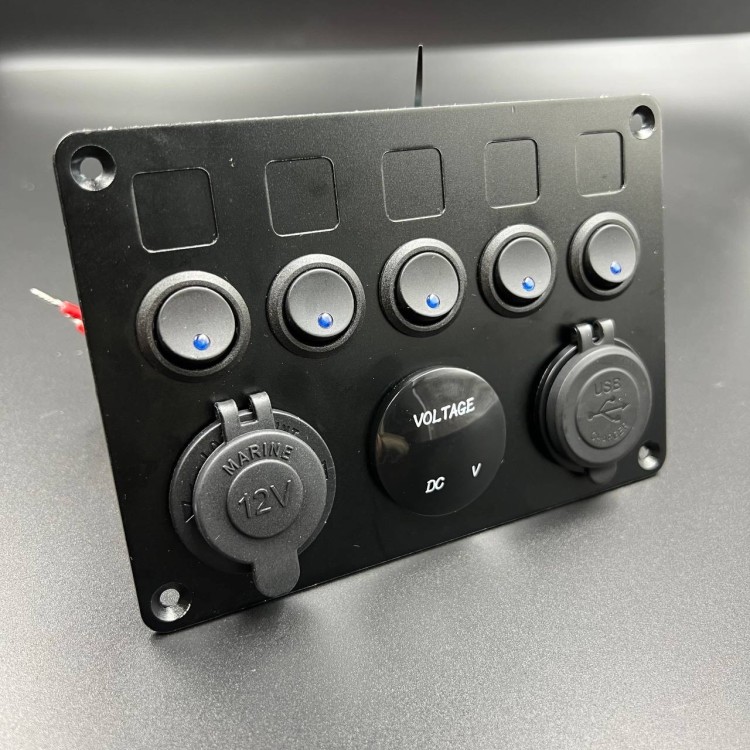Панель управления(5 тумблеров вкл/выкл, вольтметр, прикуриватель, USB)(PREMARINE), арт. панель(5)-K,          PREMARINE 