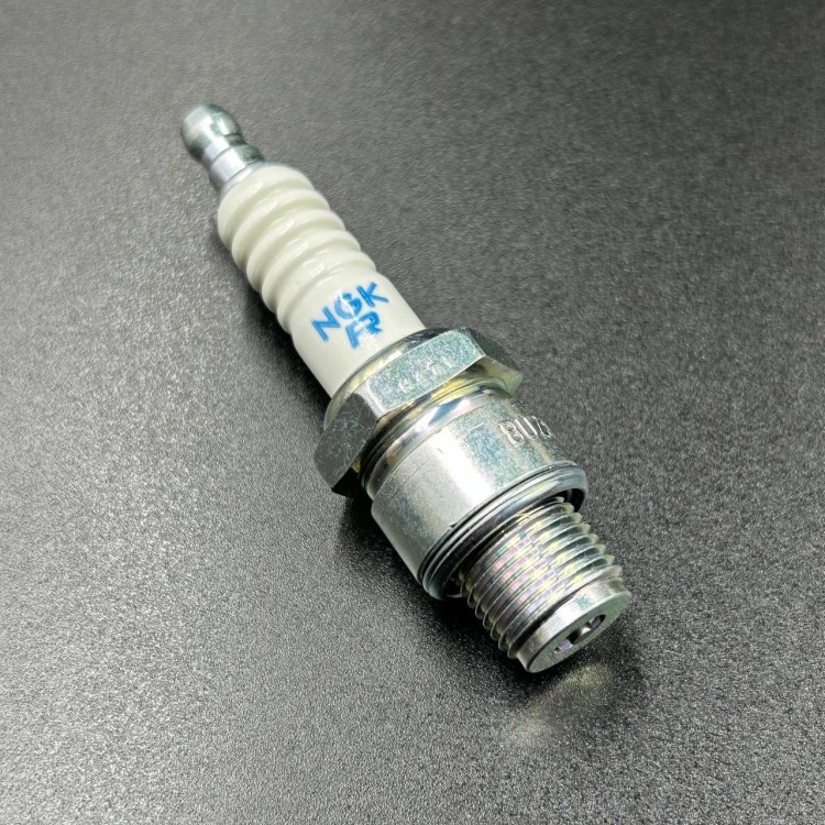 Свеча зажигания NGK BUZ8H (Quicksilver), арт. 14103568,          MERCURY 