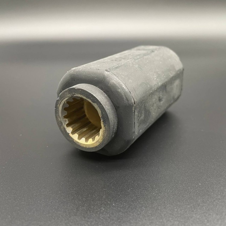 Втулка гребного винта резиновая Yamaha 60-140, F70-130 (Polaflex) (Polastorm), арт. 81155,          POLASTORM 
