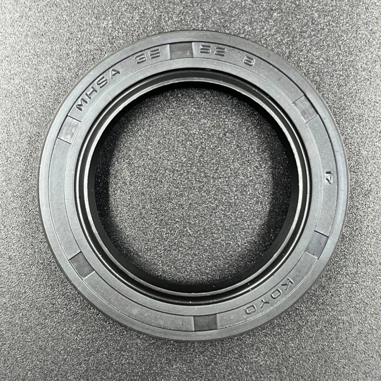 Сальник Yamaha (93102-35M13) (35x52x8) (Yamaha), арт. 93102-35M13,          YAMAHA 