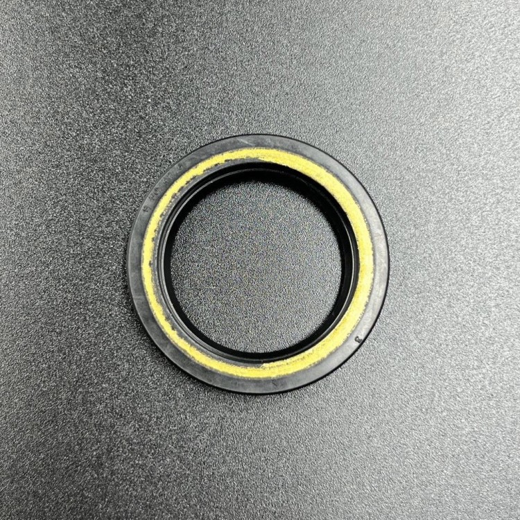 Сальник коленвала Yamaha 40X (93101-30M33,93102-30M53,93102-30M56) (30x42x6) (Omax), арт. 93101-30M33-TW,          OMAX 