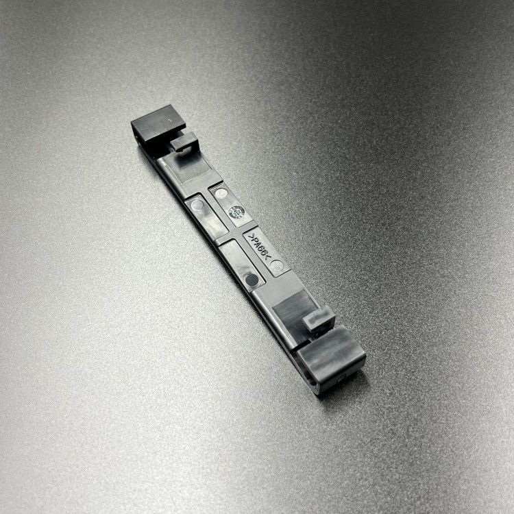 Башмак цепи ГРМ верхний Suzuki DF 200-300, DF 250-350(A) (Suzuki), арт. 12775-93J00,          SUZUKI 