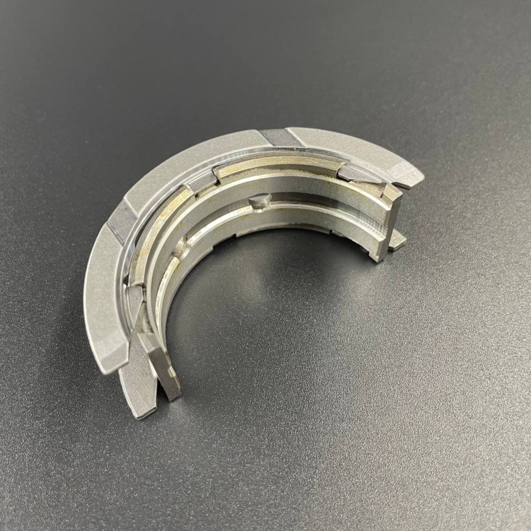 Вкладыш коренной Yamaha F75-115 (Red) (6D8-11418-20) (Yamaha), арт. 6D8-11418-20,          YAMAHA 