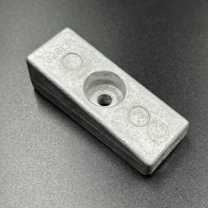 Анод редуктора Mercury/Mercruiser (Алюминиевый) (826134Q) (Quicksilver)