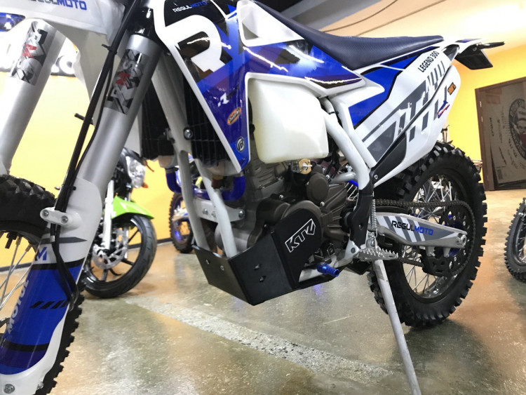 Regulmoto Legend 300 (ZS174FMM) защита картера и прогрессии, арт. 613.03,          KTZ 