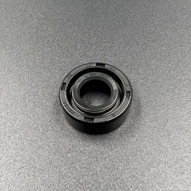 Сальник Tohatsu (309-60111-0; 26-95348) (12x24x8) (KACAWA), арт. 309-60111-0-TW,          KACAWA 