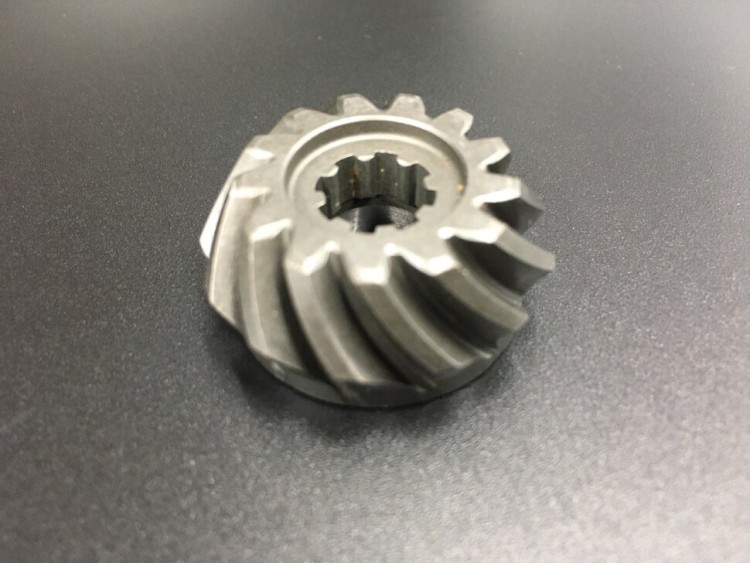 Шестерня вертикального вала (Пиньон) Yamaha 9.9-15, F8-9.9 (6E7-45551-00) (Yamaha), арт. 6E7-45551-00,          YAMAHA 