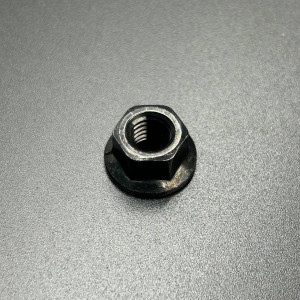 Гайка крепления головки цилиндра Yamaha Vk540 (95707-08500) (Yamaha)