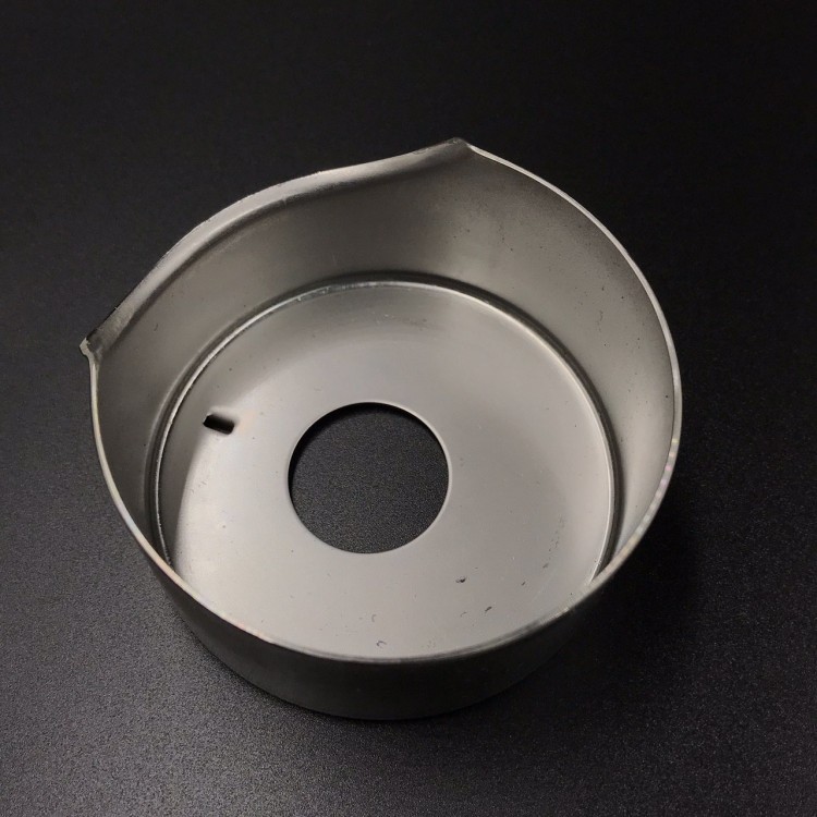 Стакан помпы охлаждения Suzuki DF200-250, DF250-350(A) (Suzuki), арт. 17413-93J02,          SUZUKI 