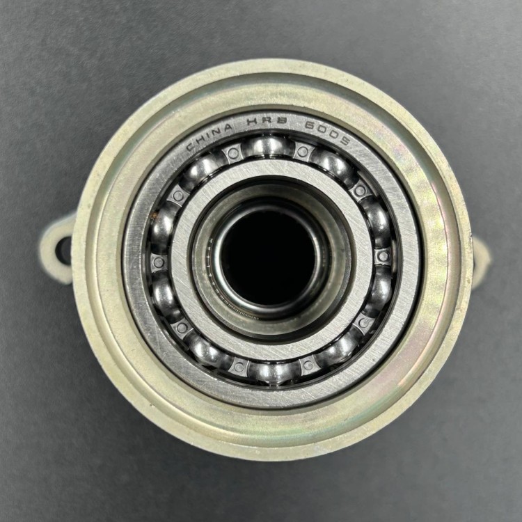 Обойма гребного вала Yamaha 9.9-15, F9.9-20(в сборе) (YUELANG), арт. 683-45361-02-8D-K,          TAIZHOU YUELANG POWER TECHNOLOGY 