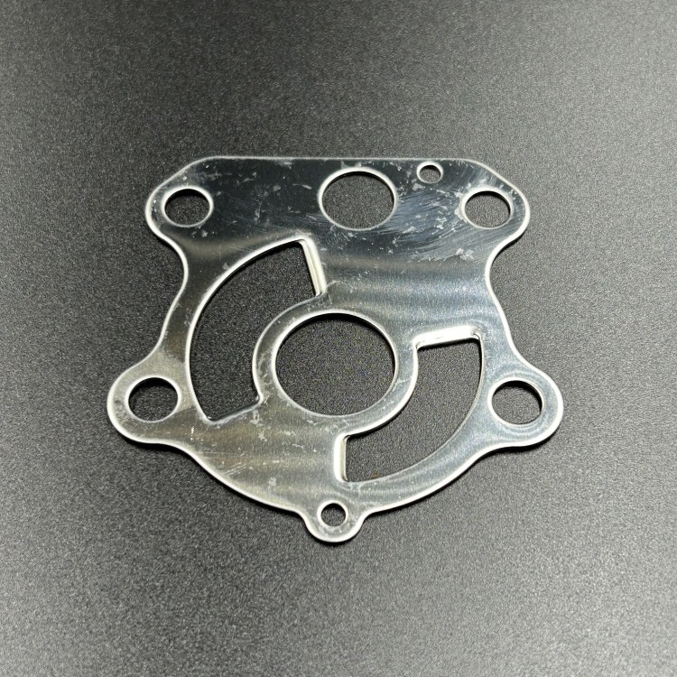 Пластина помпы охлаждения Yamaha 75-90 (Sinera), арт. 688-44323-00-TW,          SINERA  Пластина помпы охлаждения Yamaha 75-90 (Sinera), арт. 688-44323-00-TW,          SINERA