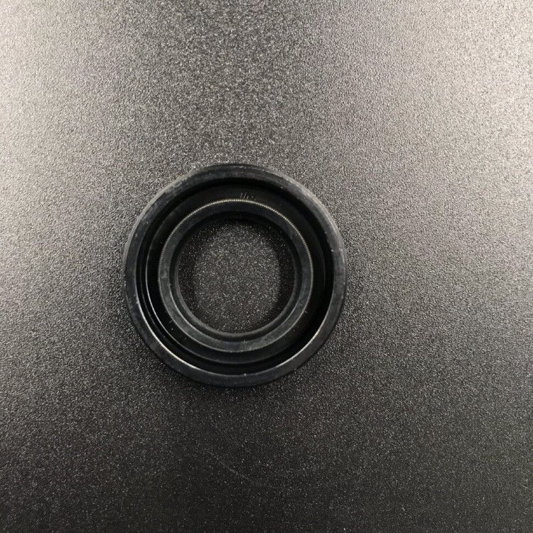 Сальник Yamaha (93101-17054) (17x30x6) (Yamaha), арт. 93101-17054,          YAMAHA 