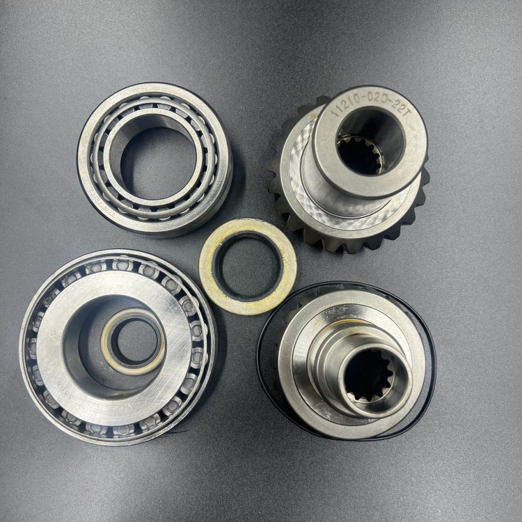 Комплект шестерен с подшипниками и сальниками верхнего редуктора Mercruiser Alpha One(1.50-1.47 реду, арт. 43-18411A4-TW,          OSAKA 