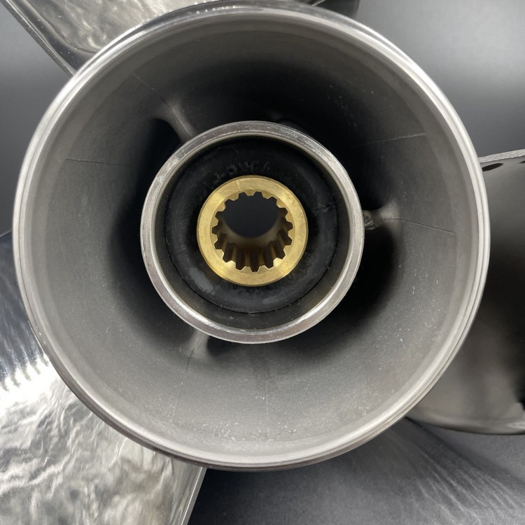 Гребной винт Yamaha 60-140, F70-F130 Stella (3x13 1/4x17) (Сталь) (Polastorm), арт. 4829-3133-17,          POLASTORM 