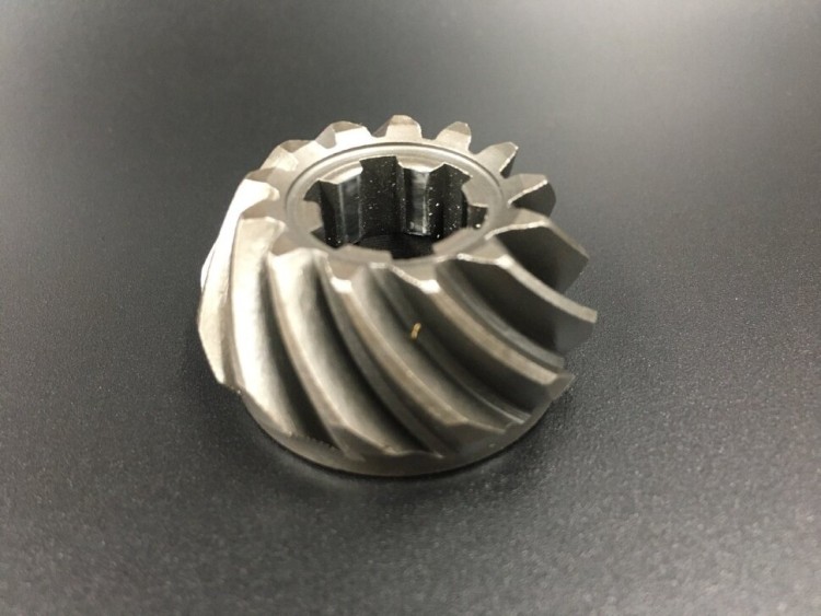 Шестерня вертикального вала (Пиньон) Yamaha 20-25 (6L2-45551-01) (RT), арт. 6L2-45551-01-RT,          РРЦ РАЗНОЕ 