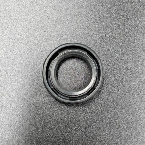 Сальник Suzuki (09282-17007) (17x28x6) (Omax)