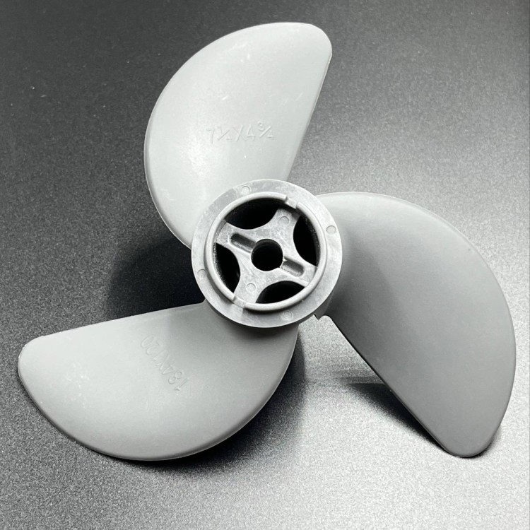 Гребной винт Honda BF2 (3x7-1/4x4-3/4), арт. 58130-ZV0-841ZB-K,          YHS 