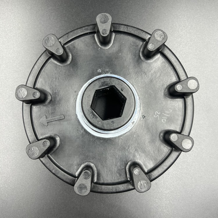 Звёздочка привода гусеницы VK540(пластик) (Yamaha), арт. 83R-W4753-01,          YAMAHA 