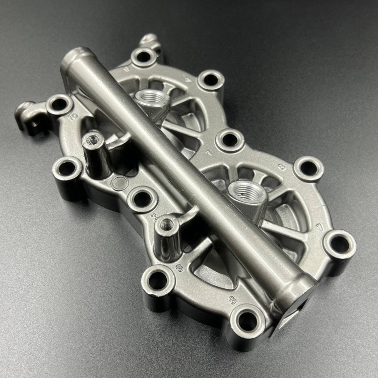 Головка блока цилиндров Suzuki DT9.9-15 (HSP), арт. 11110-93910-K,          ZHEJIANG HAISTRONTIUM 