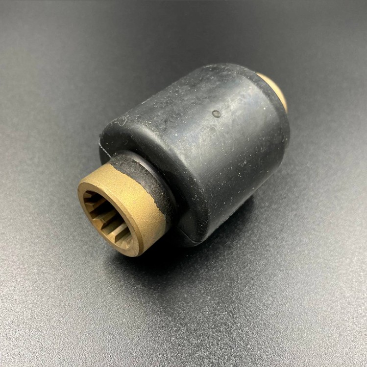 Втулка гребного винта резиновая Suzuki DT9.9A-DT15A, DF9.9B, DF8A-20A (Omax), арт. 58120-93701-TW,          OMAX 