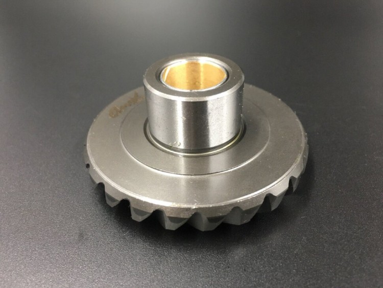 Шестерня переднего хода Suzuki DT9.9-15, DF9.9-15 (57510-93910; 57510-90L00; 57510-93901;57510-99J10, арт. 57510-93910-TW,          Omax 