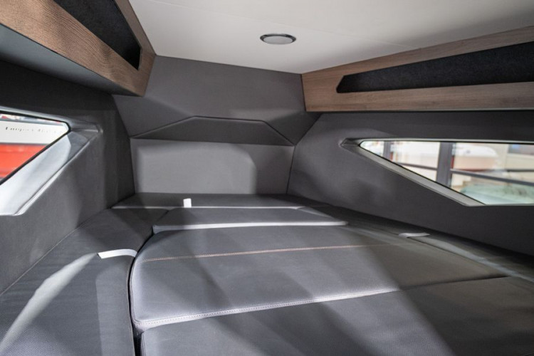 Катер Victory A7 Cruiser  с мотором Suzuki DF250TX, арт. KITVA13,  