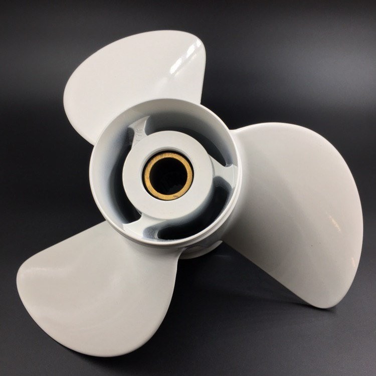 Гребной винт Yamaha 60-140, F70-F130 (3x13-1/4x17) (УЦЕНКА, НЕТ КОРОБКИ), арт. 6E5-45945-01-K,          YHS 